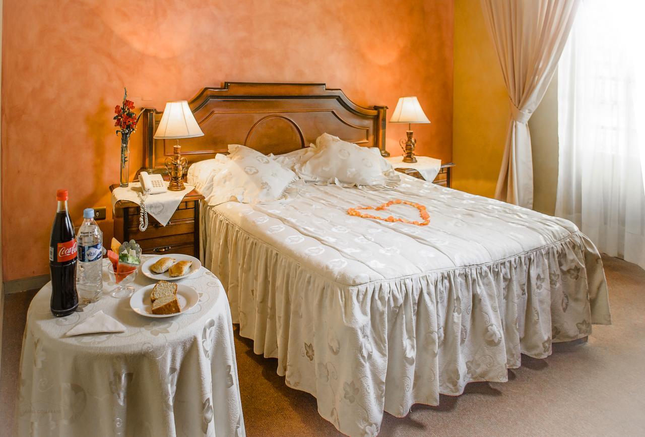 Hotel Monserrat コチャバンバ エクステリア 写真